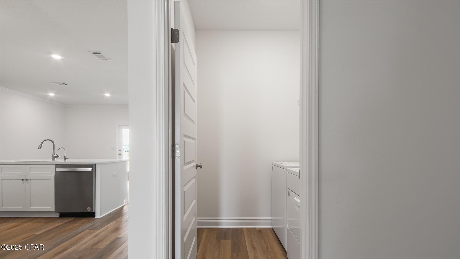 Image 35 For 430 Wolcott Way