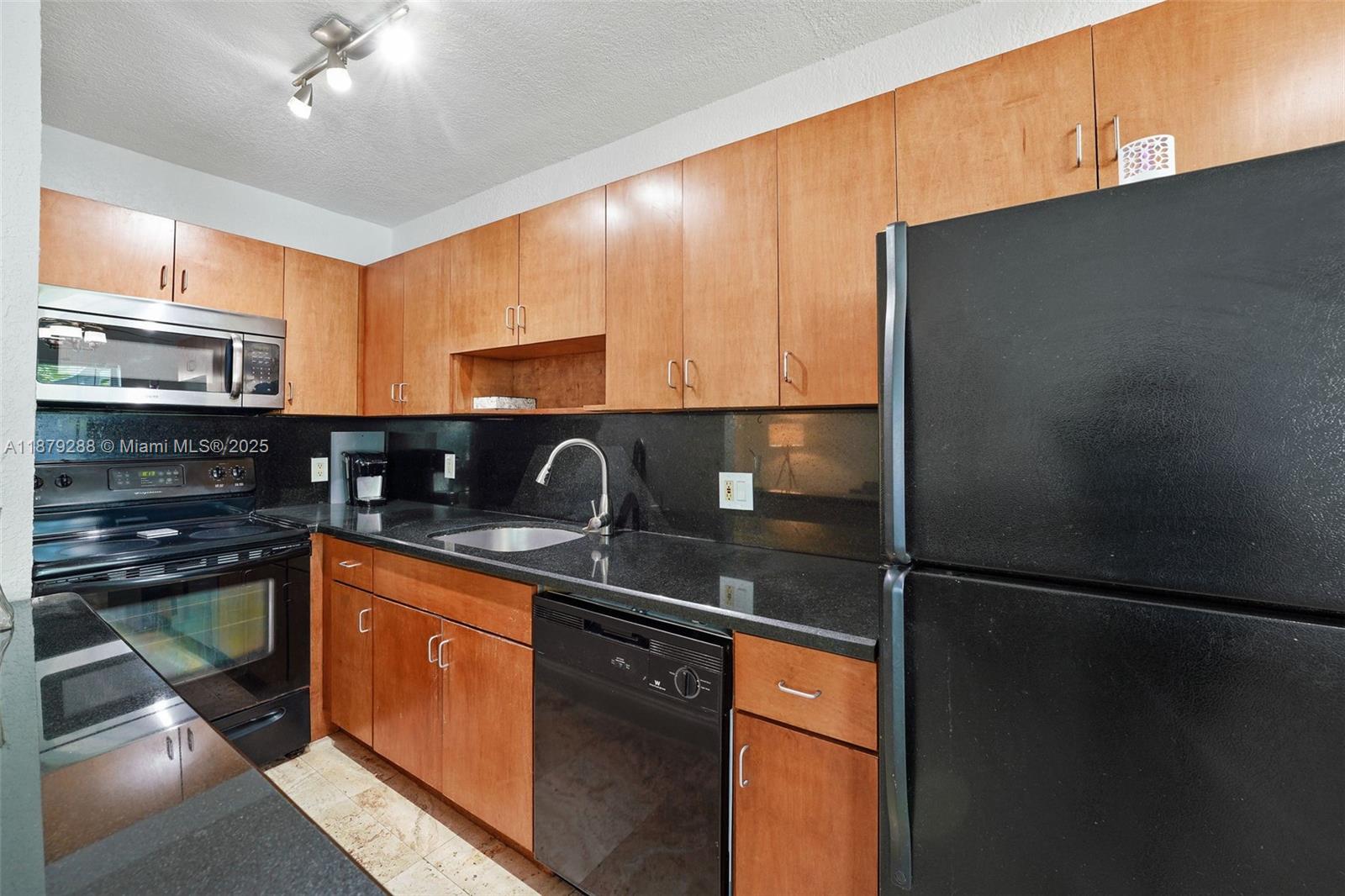 Property photo # 3