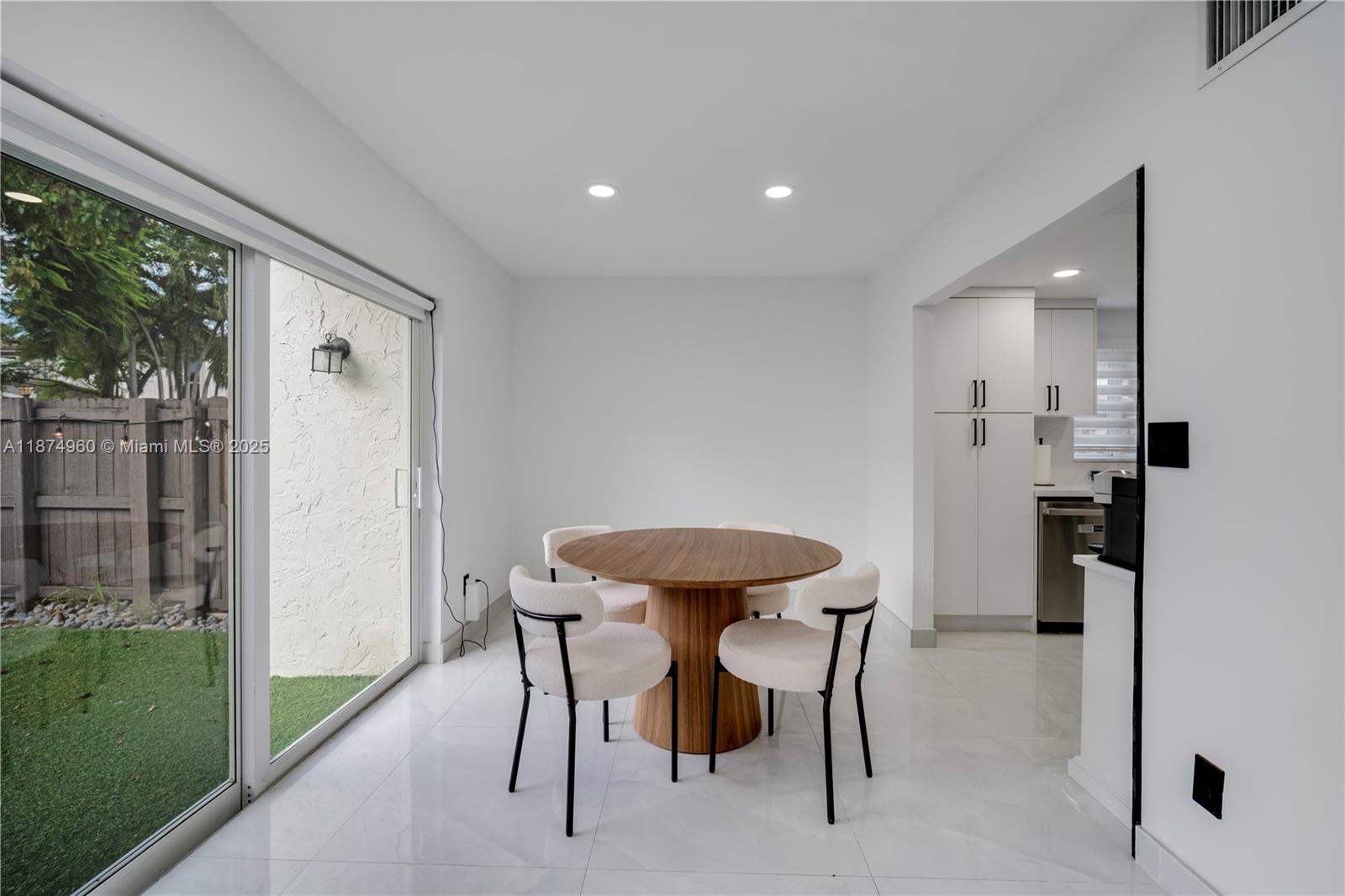 Property photo # 6