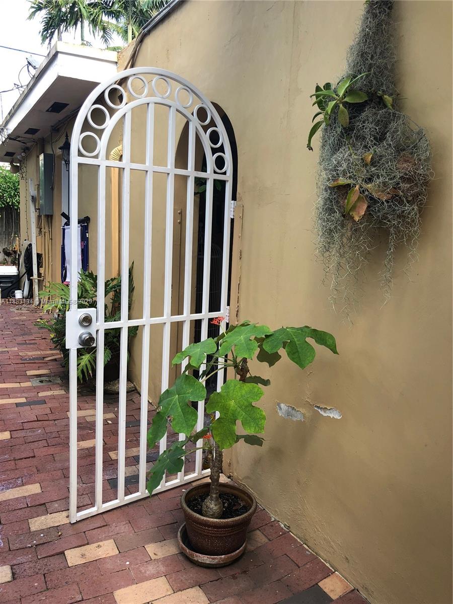 Property photo # 6