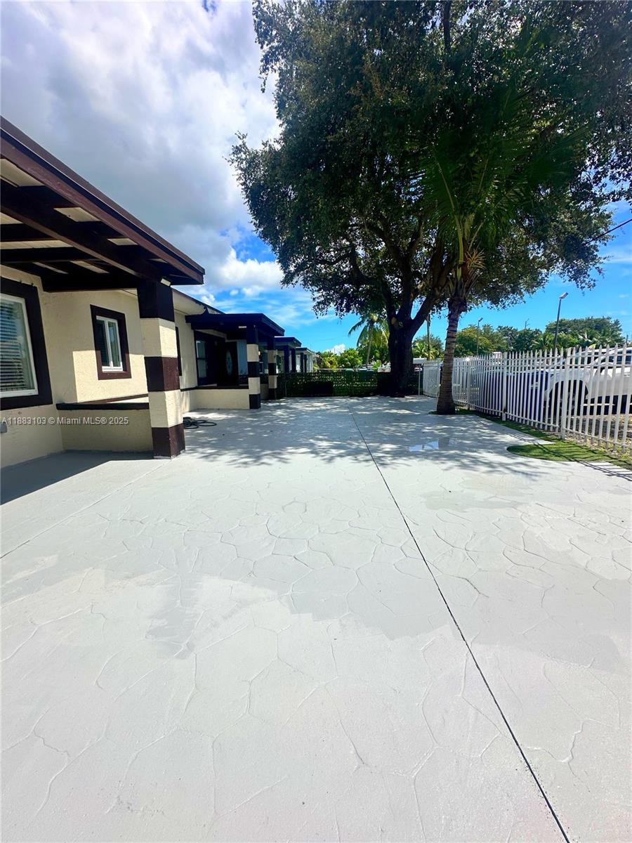 Property photo # 2