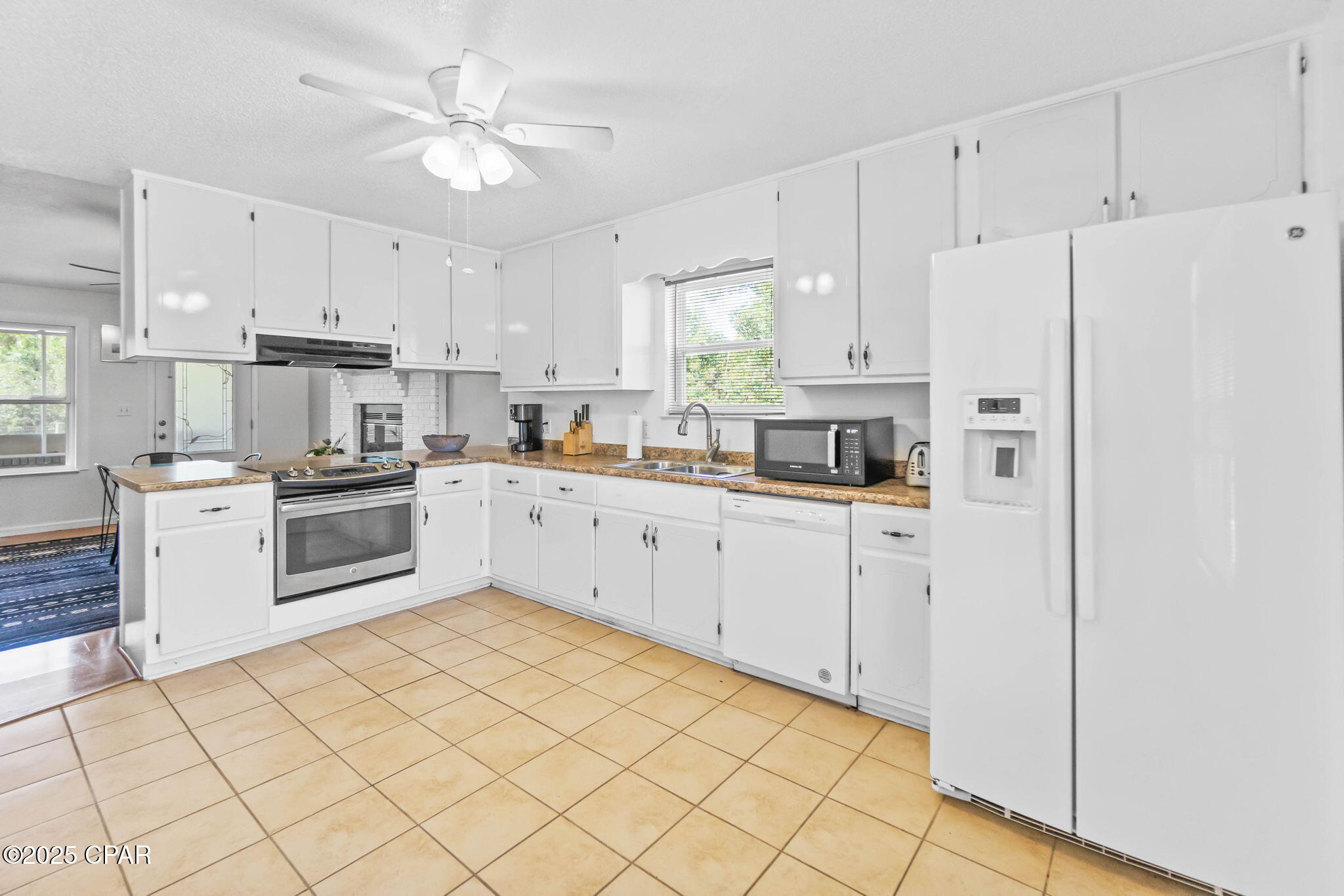 Av1a_k7cudrso_sk_jf0ft0pjj Qmn8if_bc3smtytw