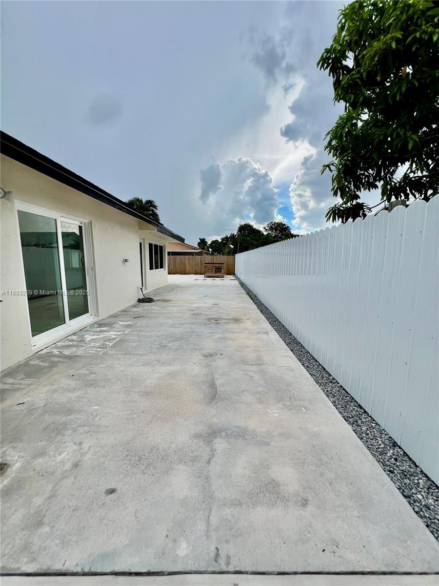 Property photo # 8