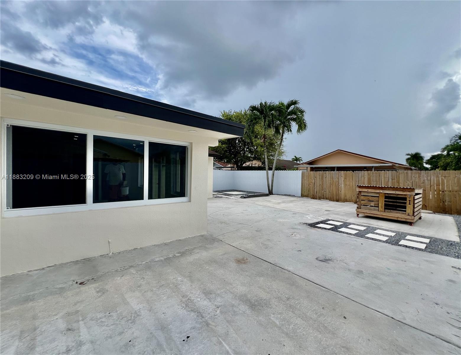 Property photo # 6
