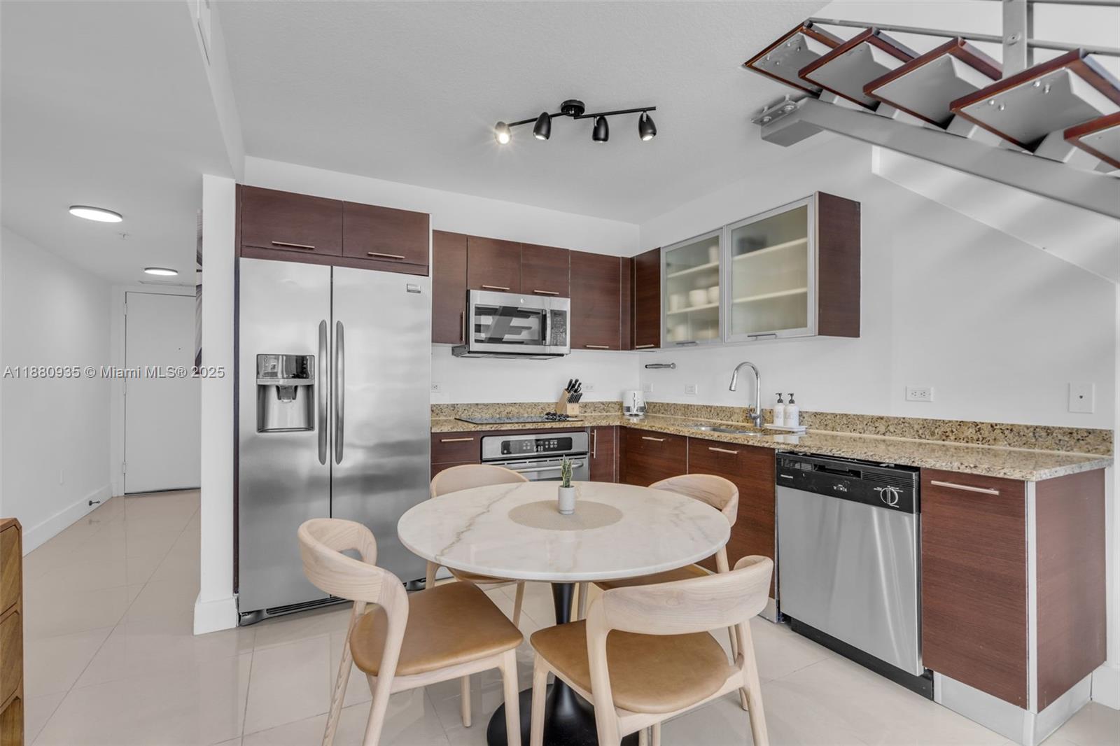 Property photo # 2