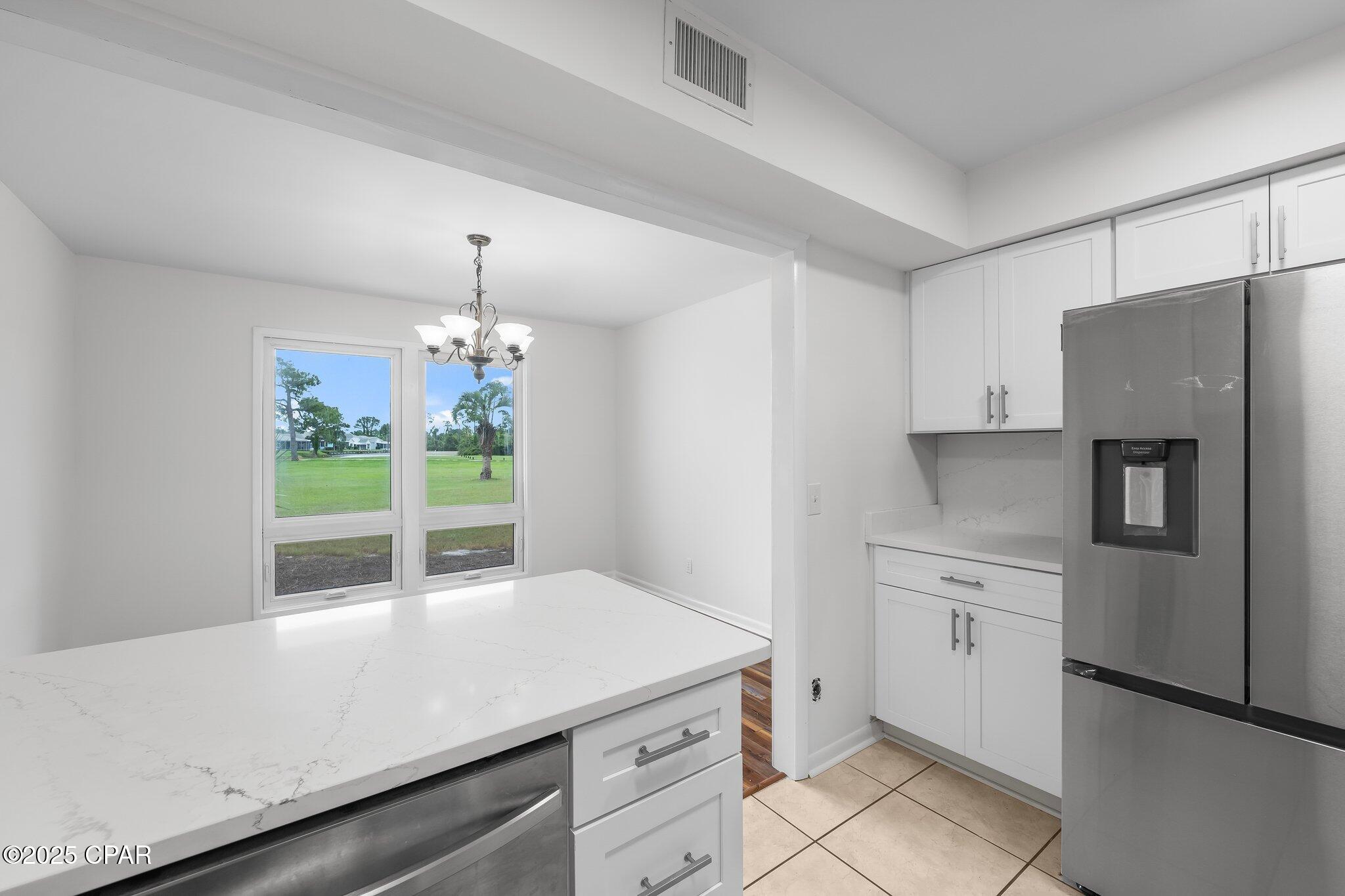 Knaq22vewg6e62aoks7auhl_84i62bg Cmyrxqiupo0