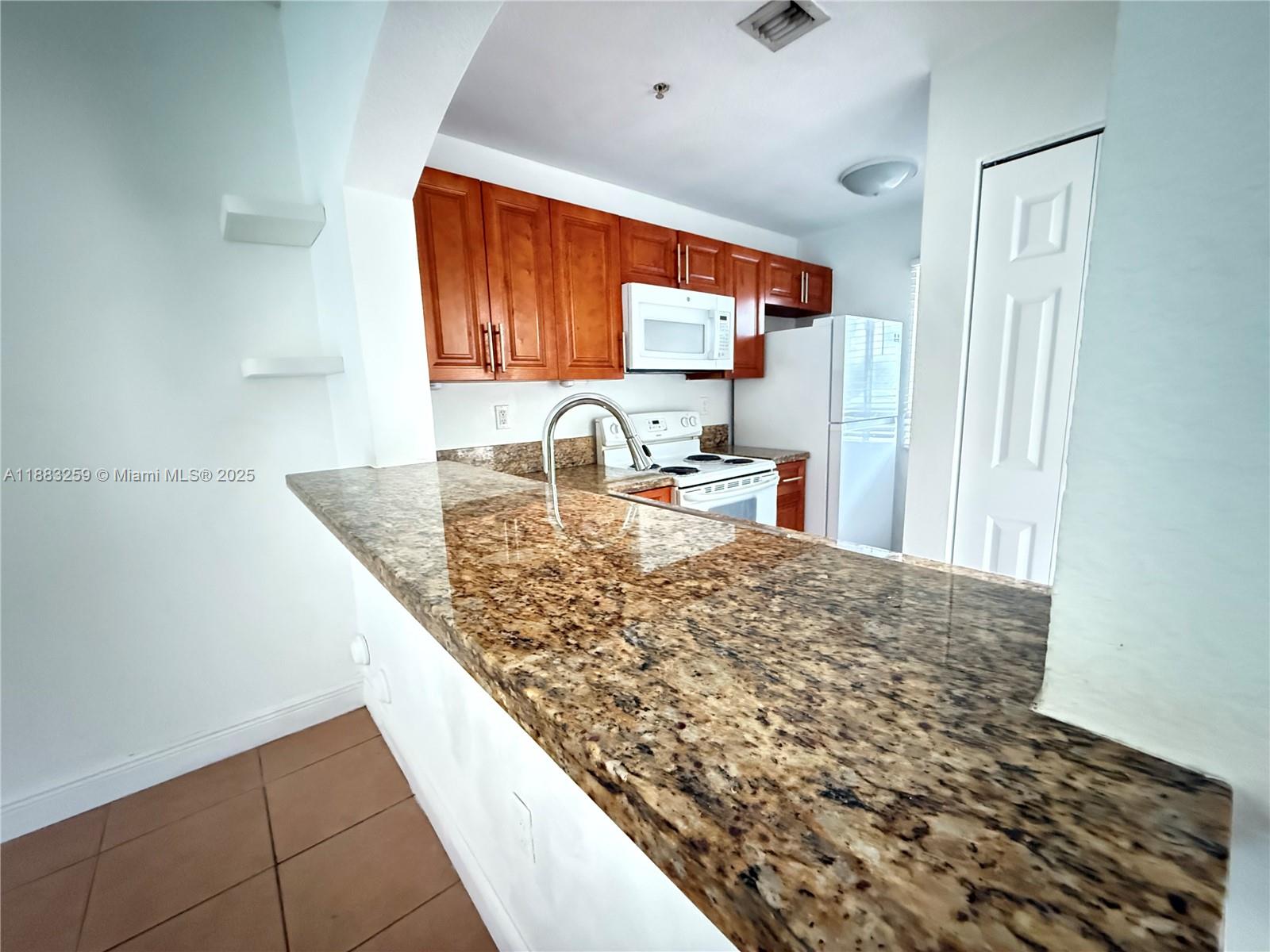 Property photo # 4