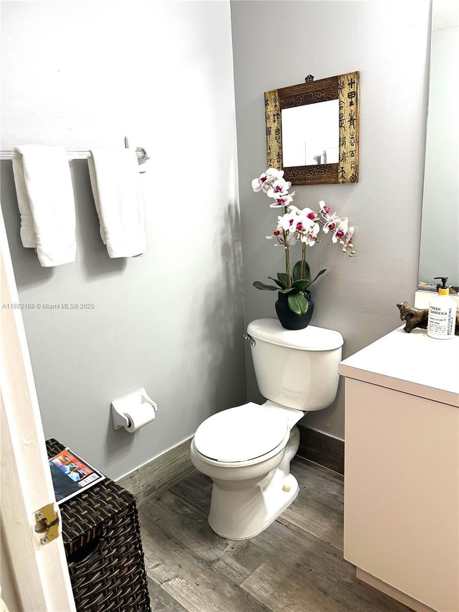 Property photo # 9