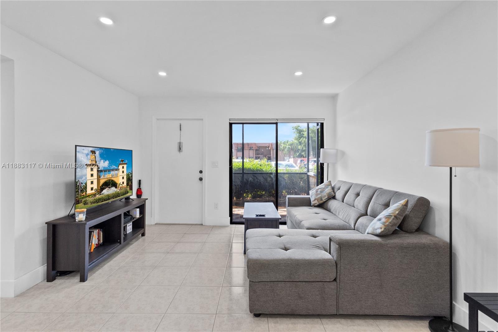 Property photo # 4