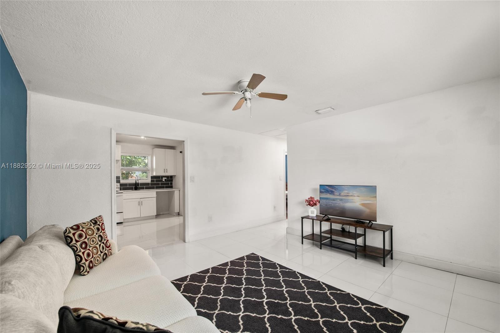 Property photo # 6