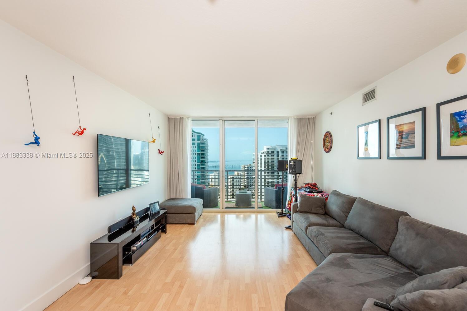 Property photo # 9