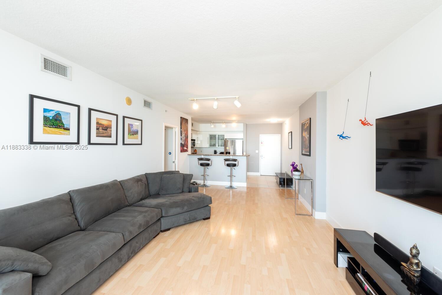 Property photo # 4