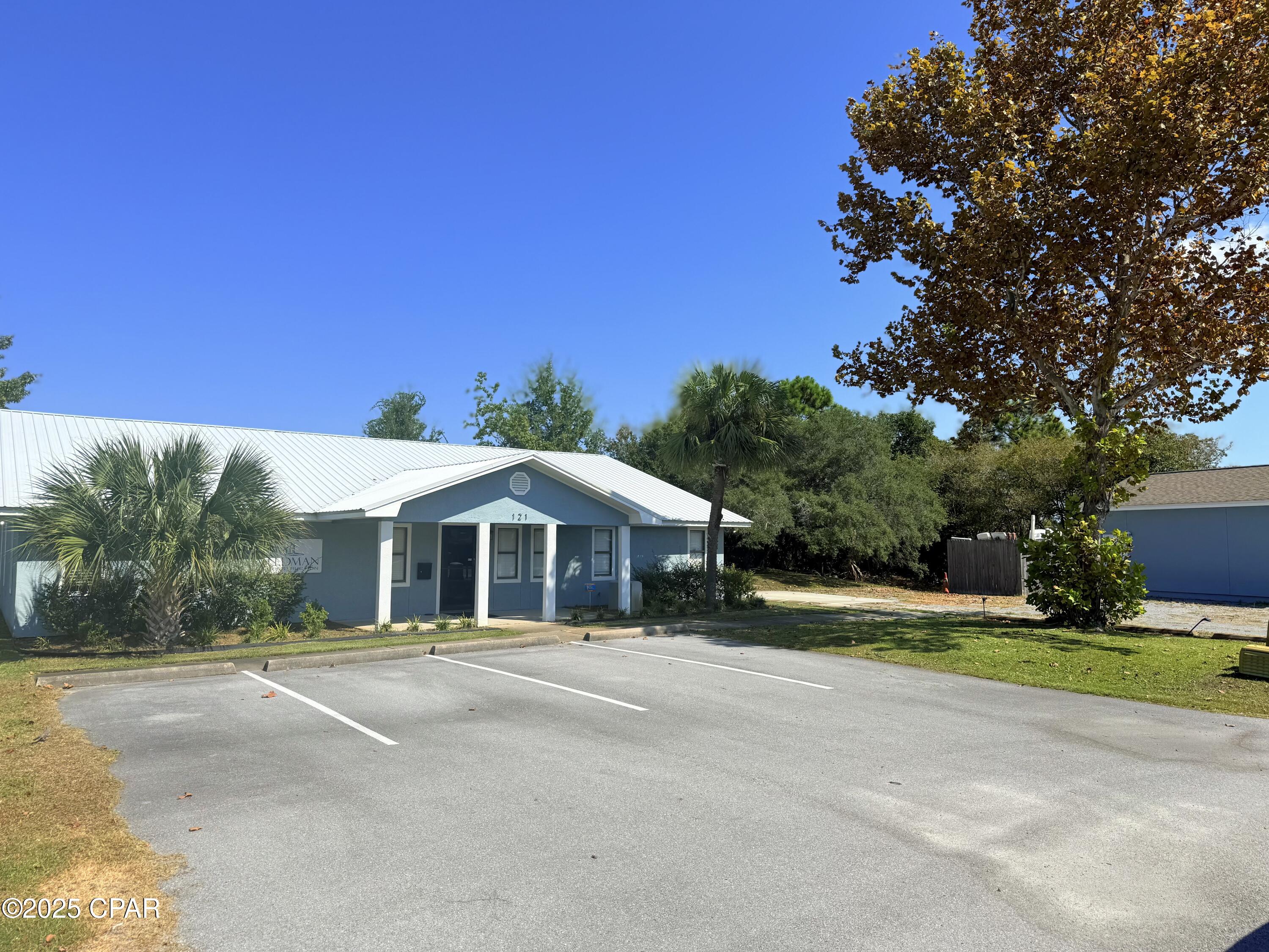 Details for 121 Gwyn Drive E, Panama City Beach, FL 32408