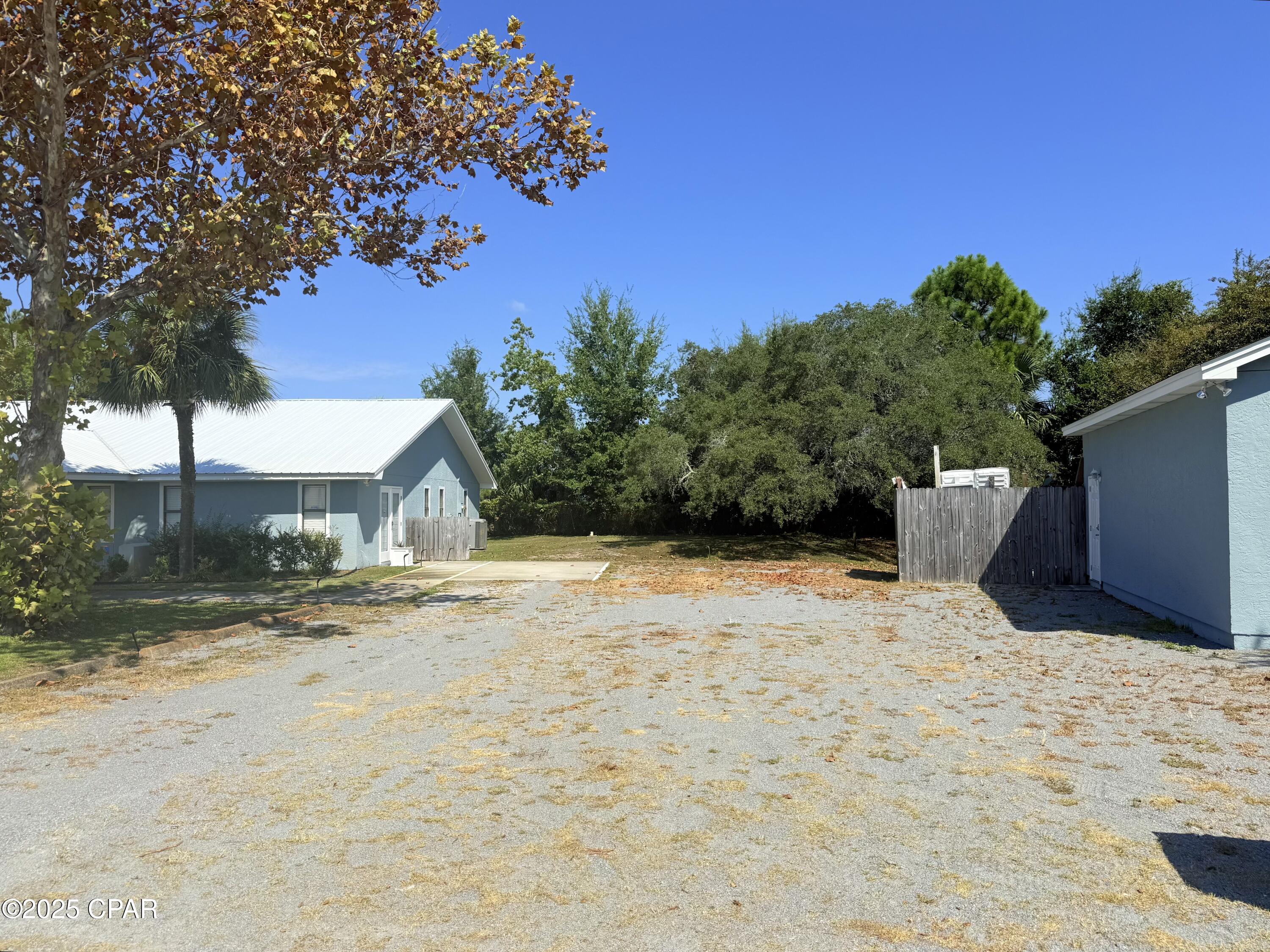 Image 8 For 121 Gwyn Drive E