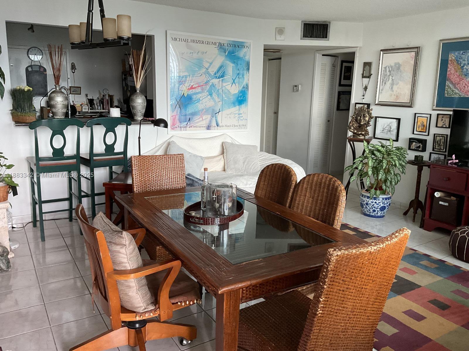 Burleigh House Condo