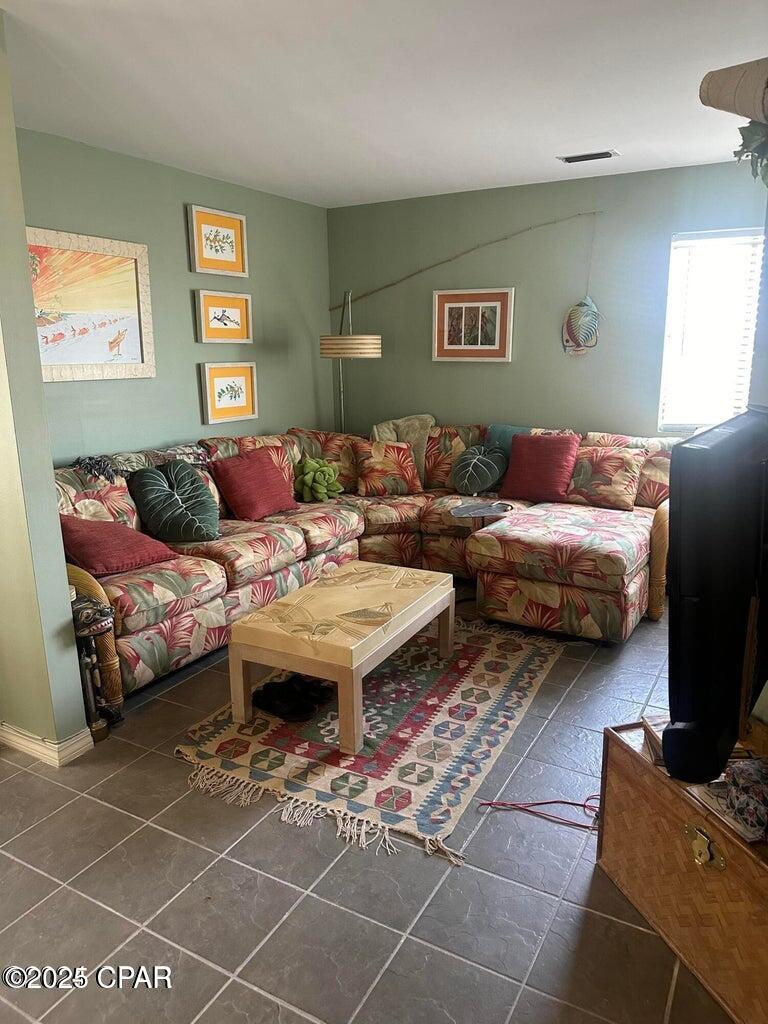 Ukvfbklsher0dsc  Jlaa8foddtjwrlhh62apizrph8