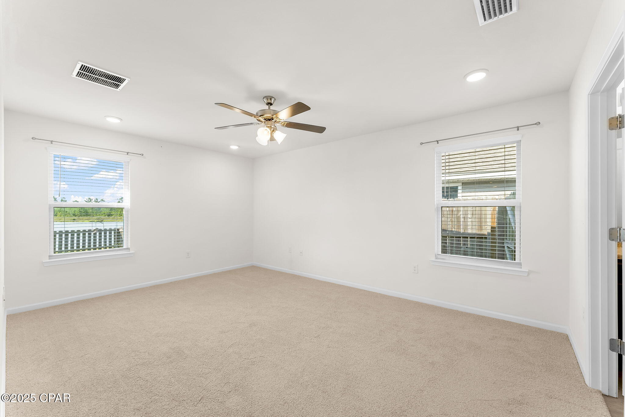 Image 17 For 7141 Hatteras Boulevard