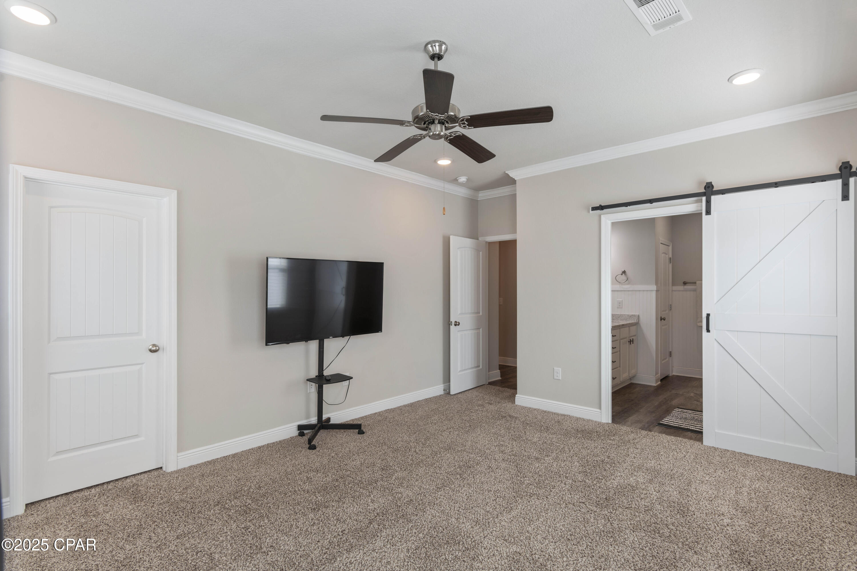 Image 31 For 99 Stonegate Circle