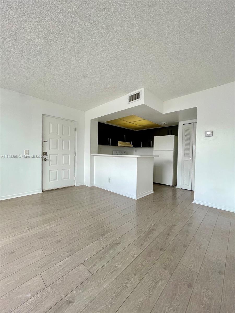 Clear Lake Club Condo