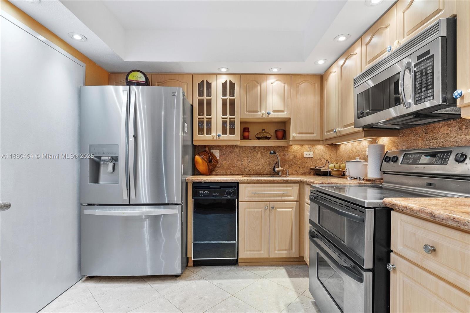 Property photo # 9