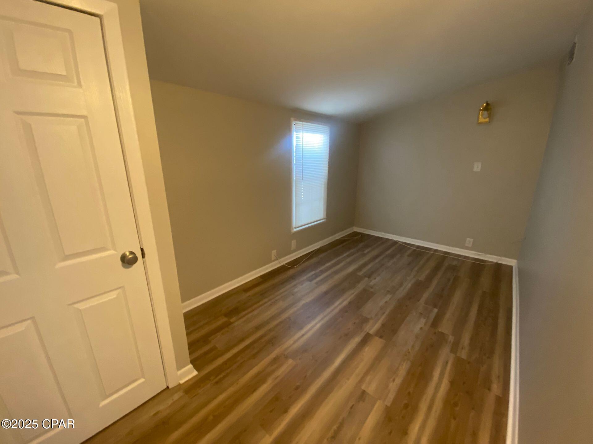 Image 6 For 374 Massalina Drive B