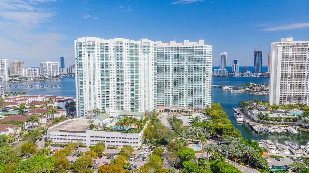 The Peninsula II Condo