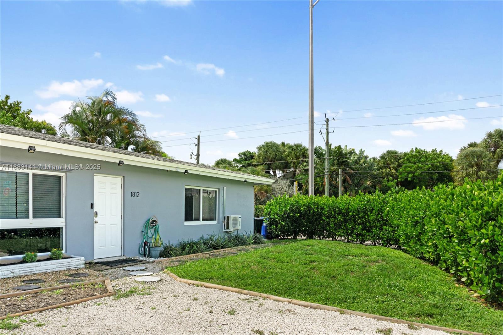 Property photo # 0