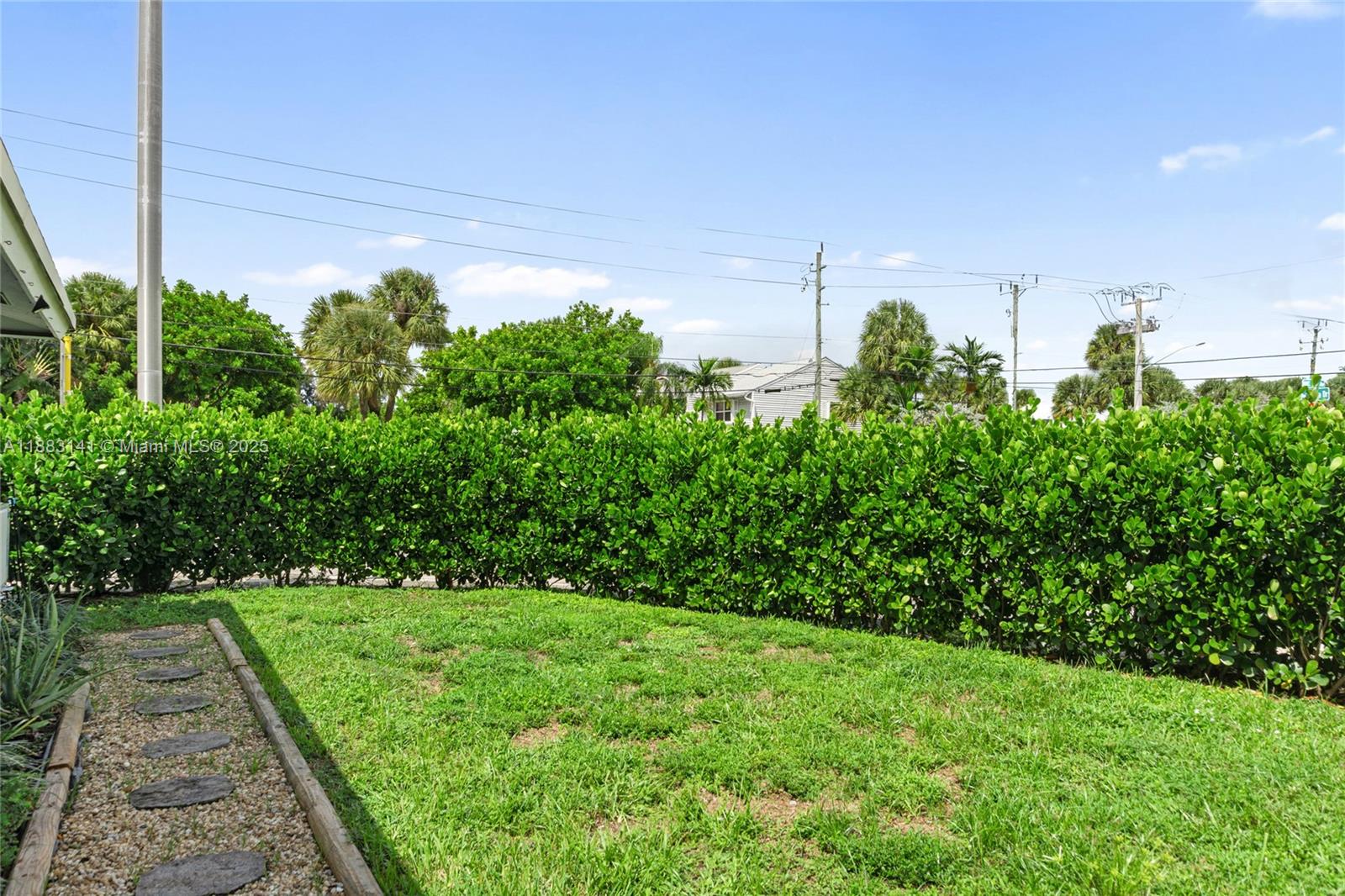 Property photo # 9
