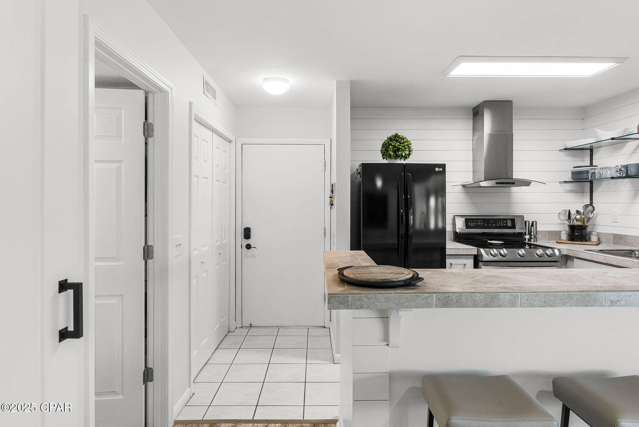 A2mllbqxg9jptiyhtn38llqnpbwv1b8jr Rjdq_kmik