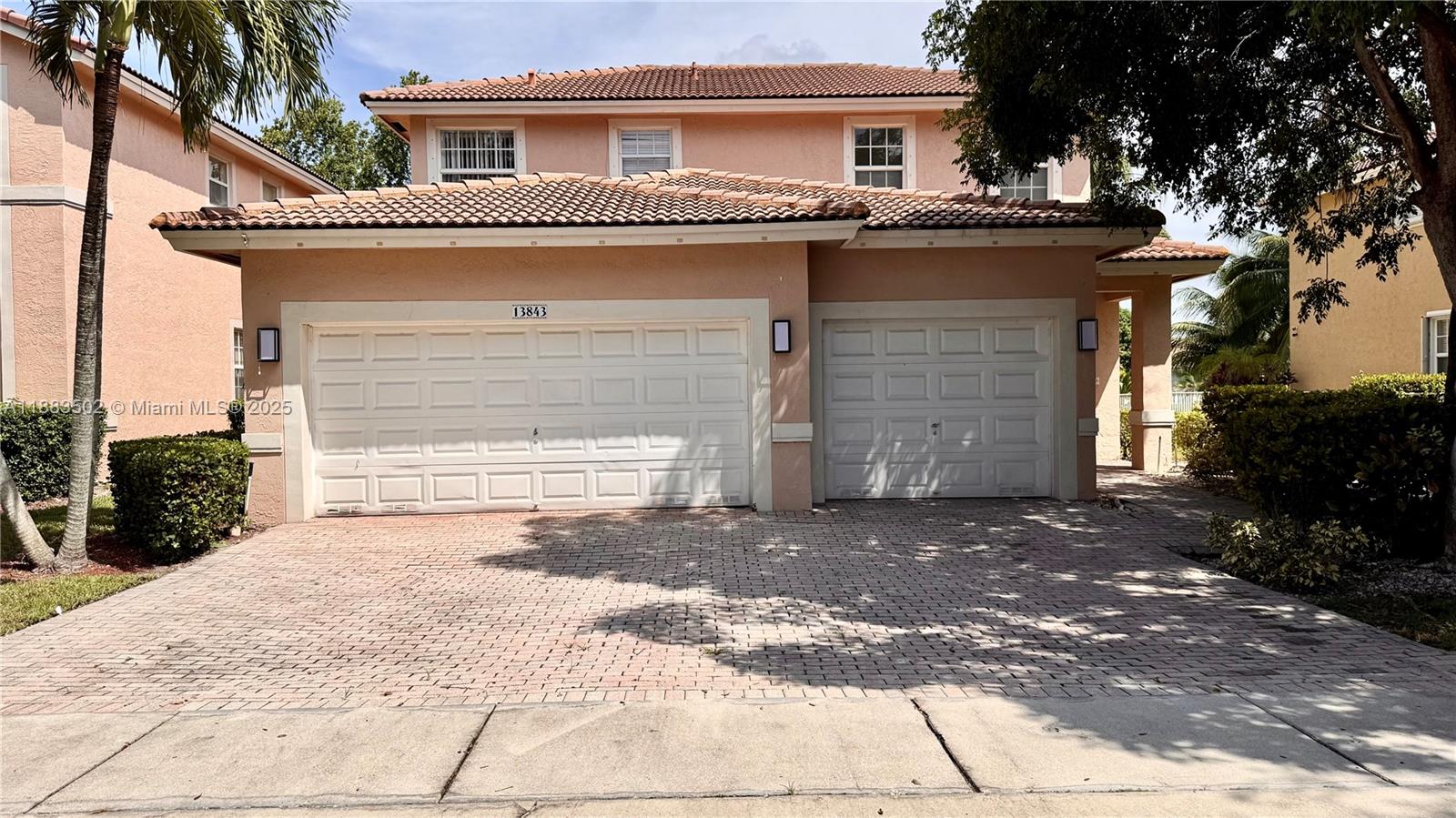 Property photo # 0