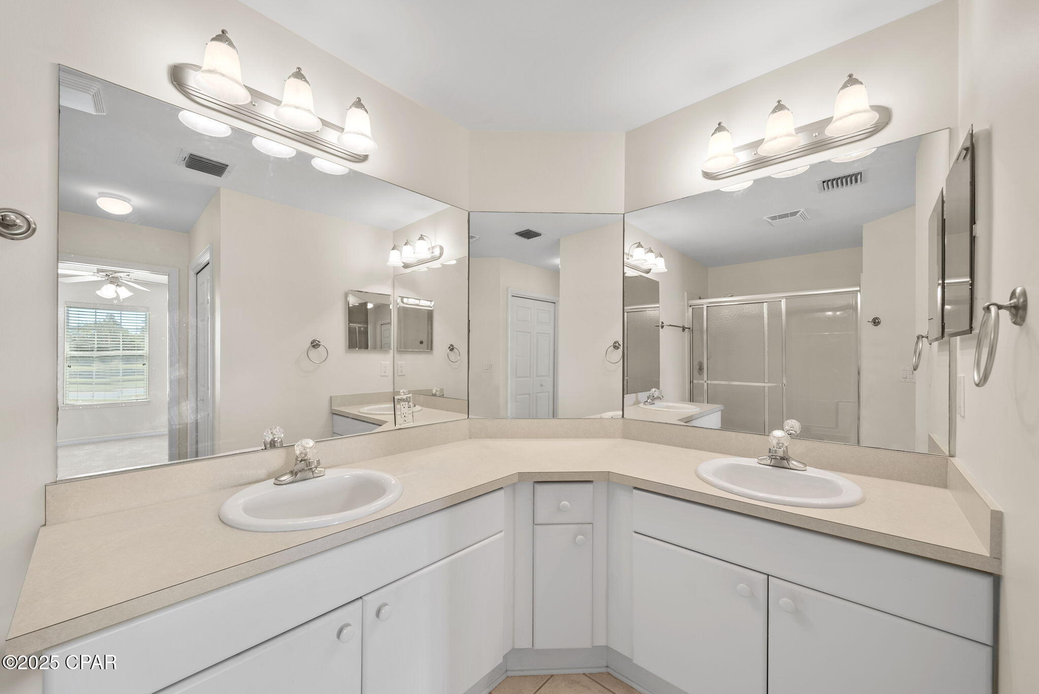 1eognkgg1cdswa6 Els3xjusr660qfi0azornkc5o9s