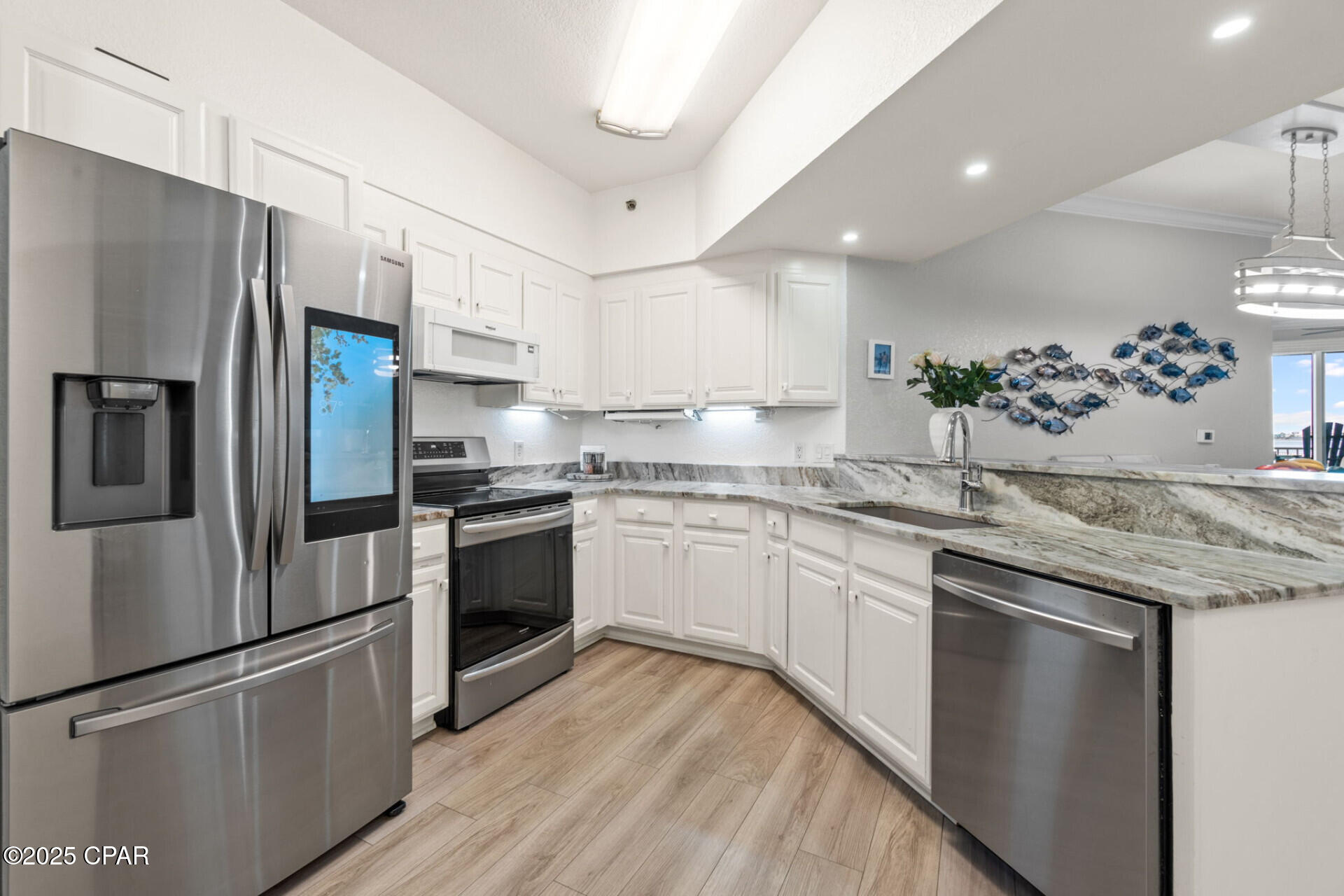 Image 20 For 6500 Bridgewater Way 203