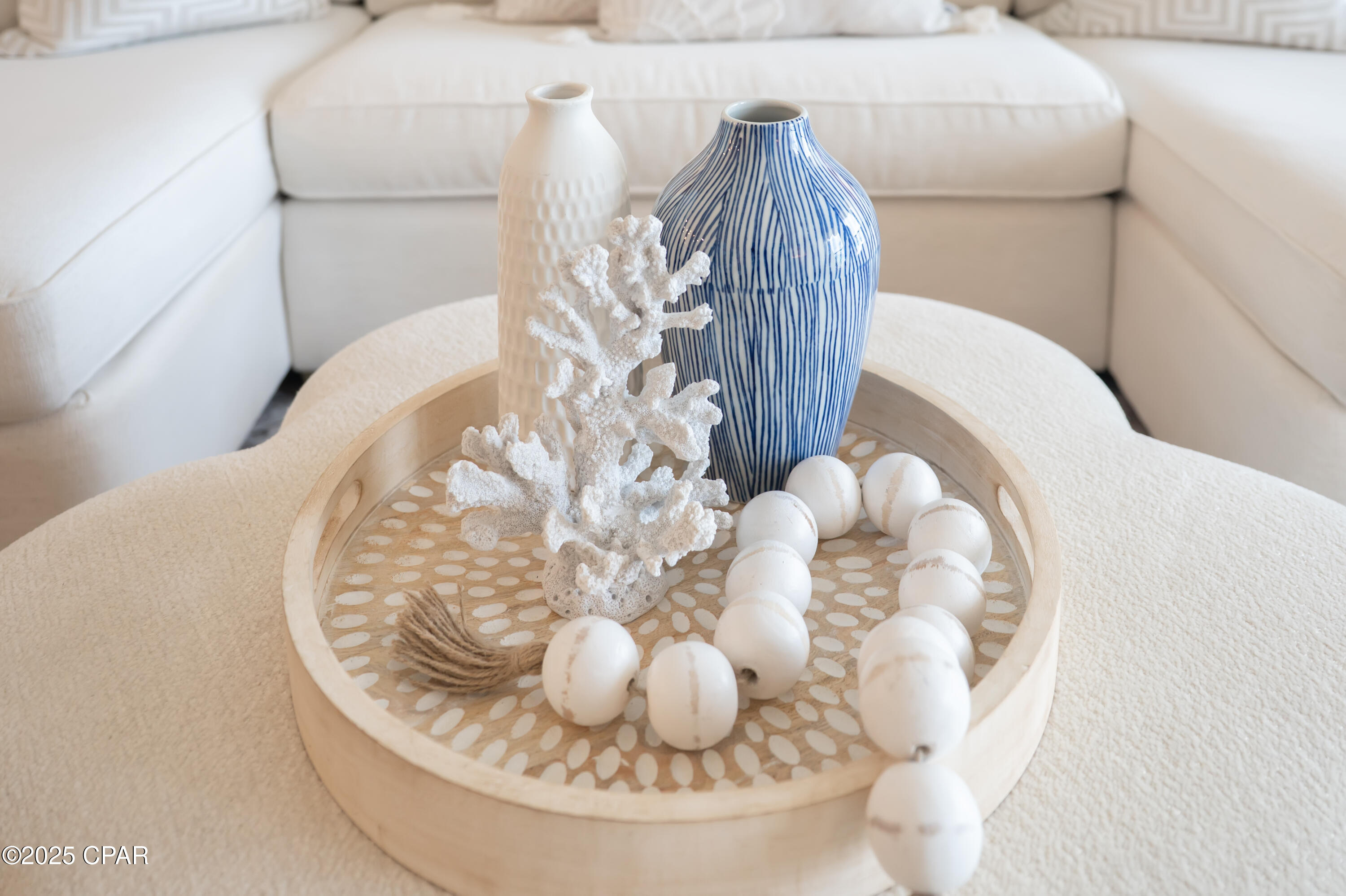 Qeezsbvoaabn8v Vp8infdbsexcubajxli6y09jf_oa