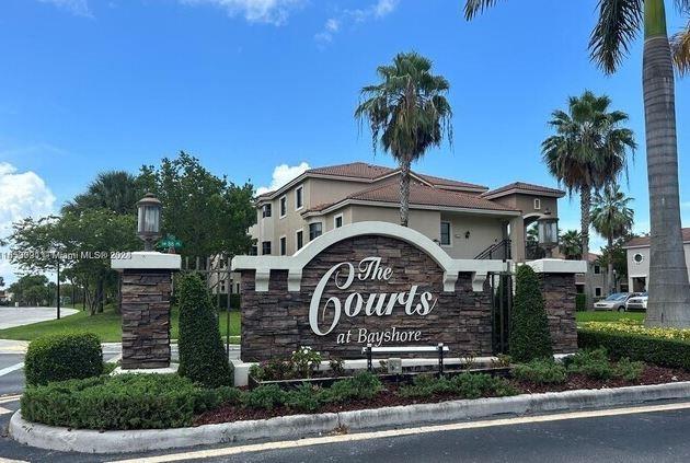 Courts/bayshore Condo 02