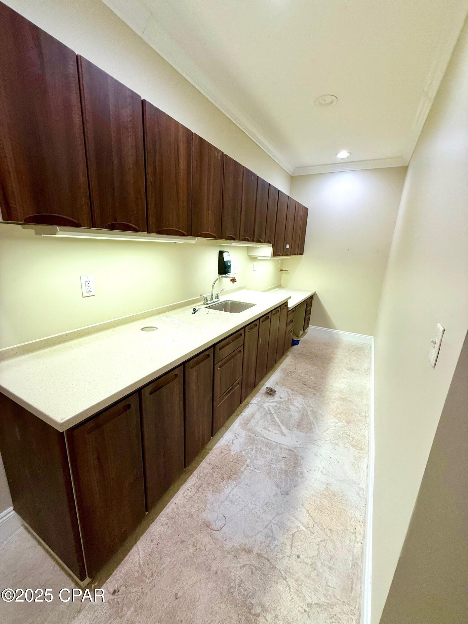 Image 12 For 2624 Jenks Avenue