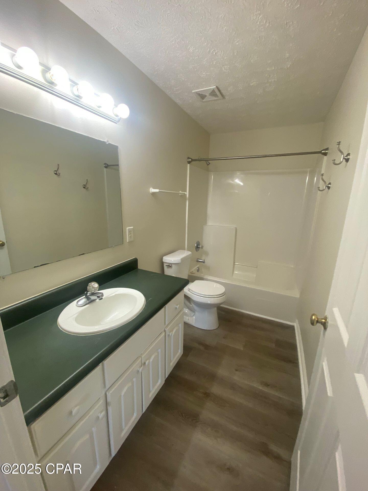 Cdr2spqu8 Qd7bgkfesd7_mbzgaxjjudgeabcndxno4