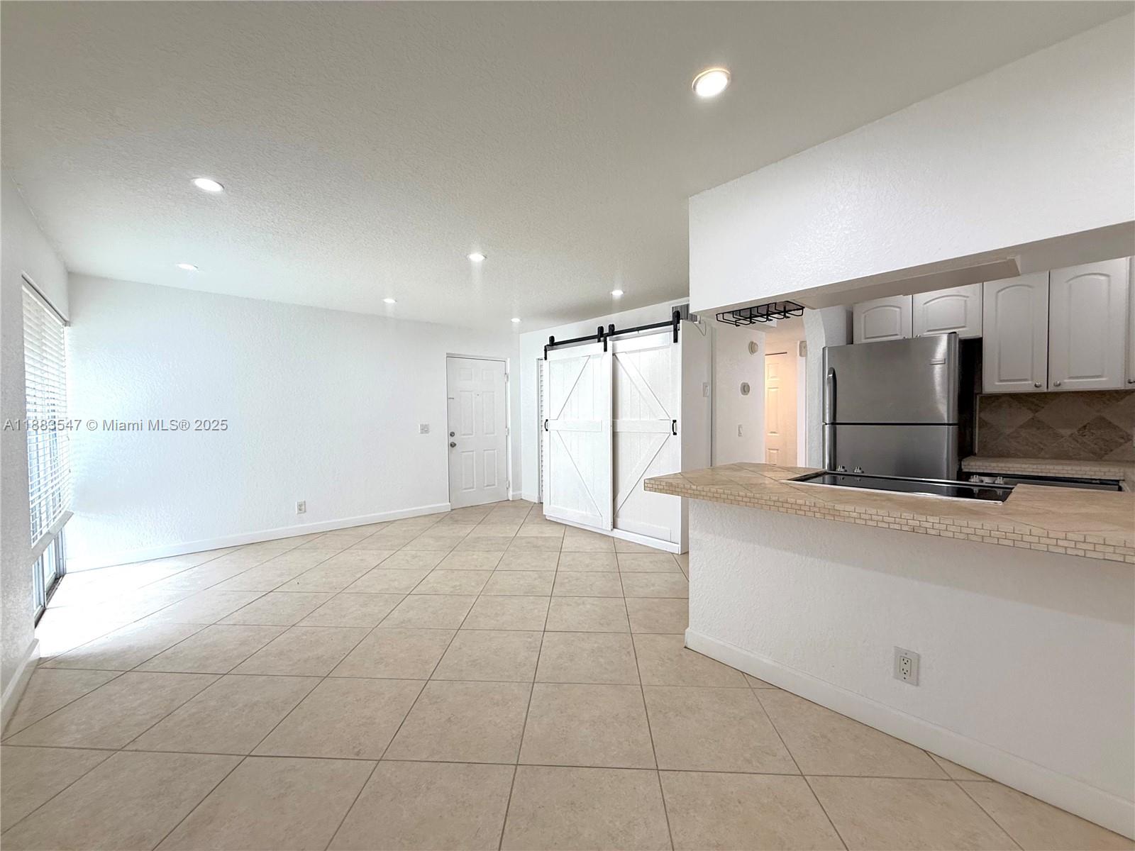 Property photo # 7