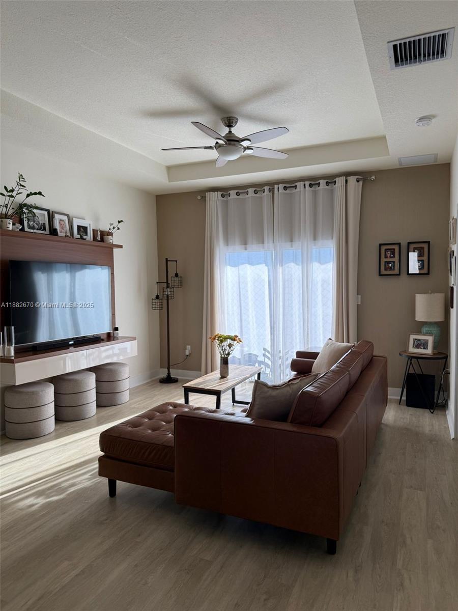 Property photo # 9
