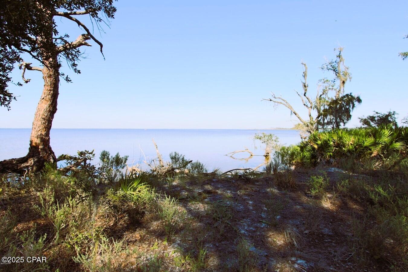 Image 13 For 000 Moonlight Bay Drive