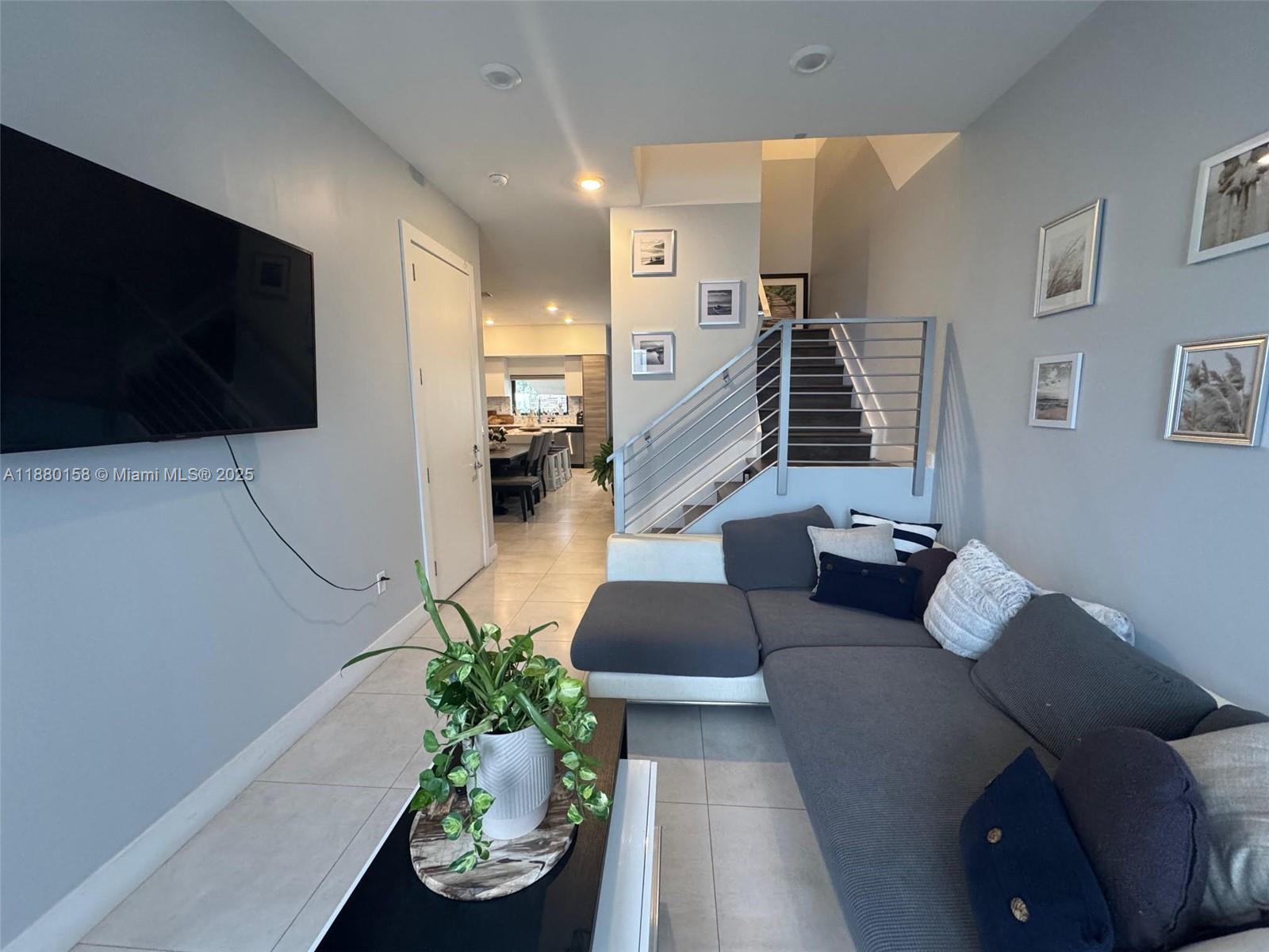 Property photo # 7