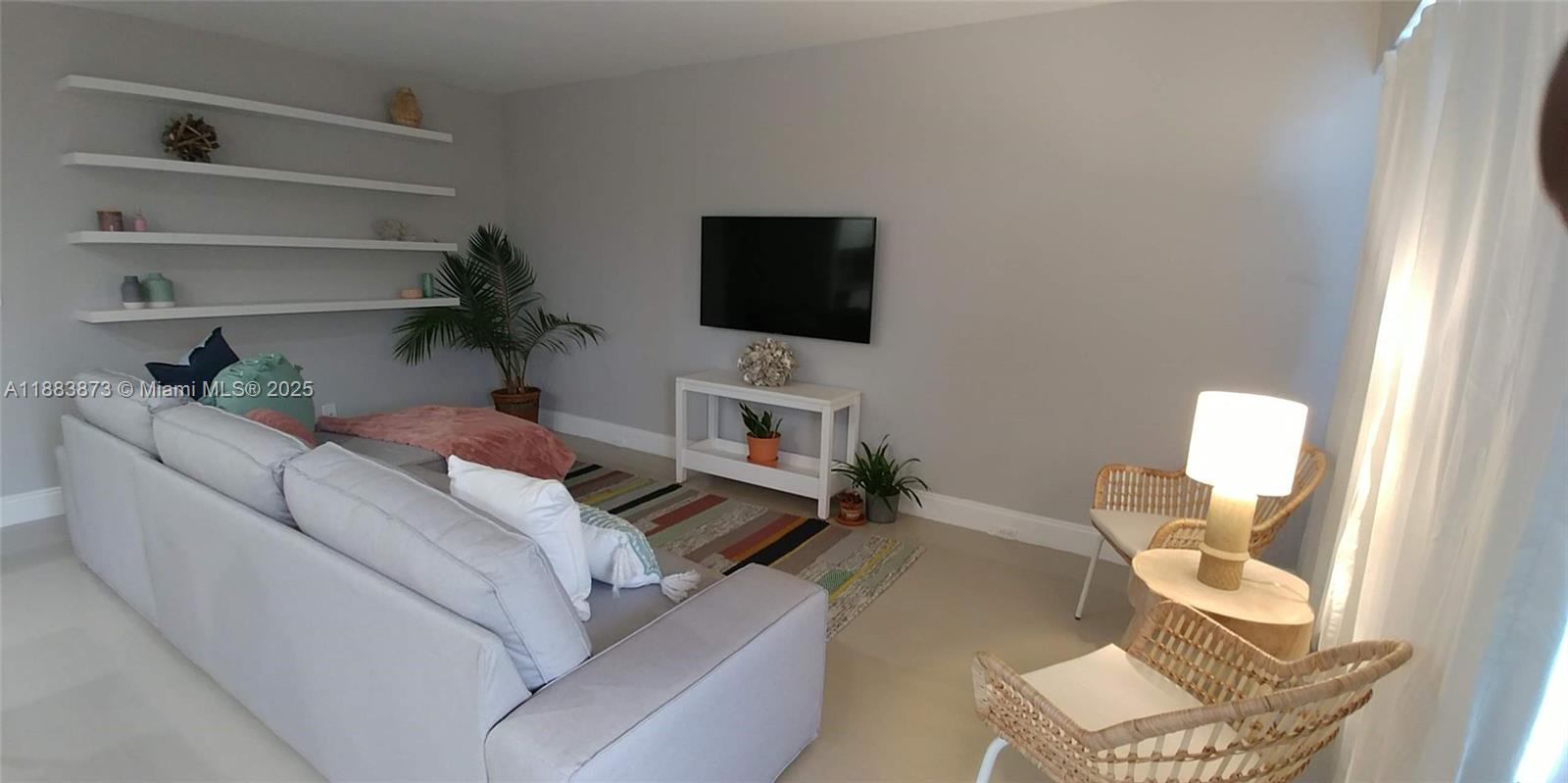 Property photo # 2