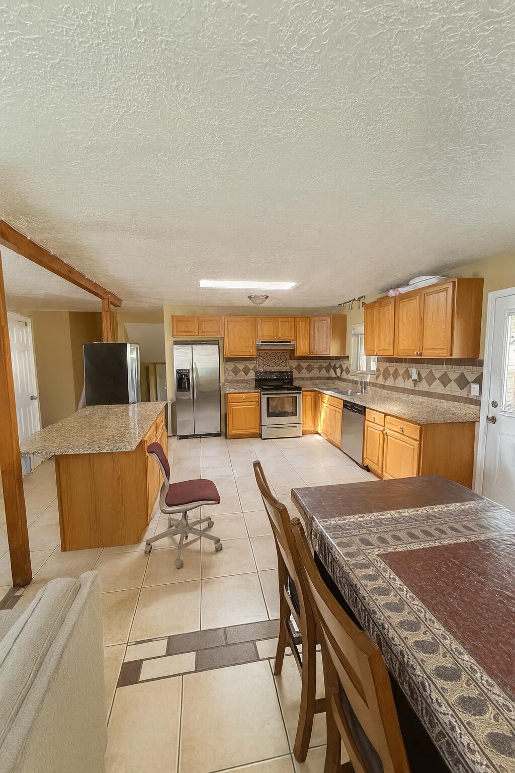 9401 LAS CALABAZILLAS Avenue NE 