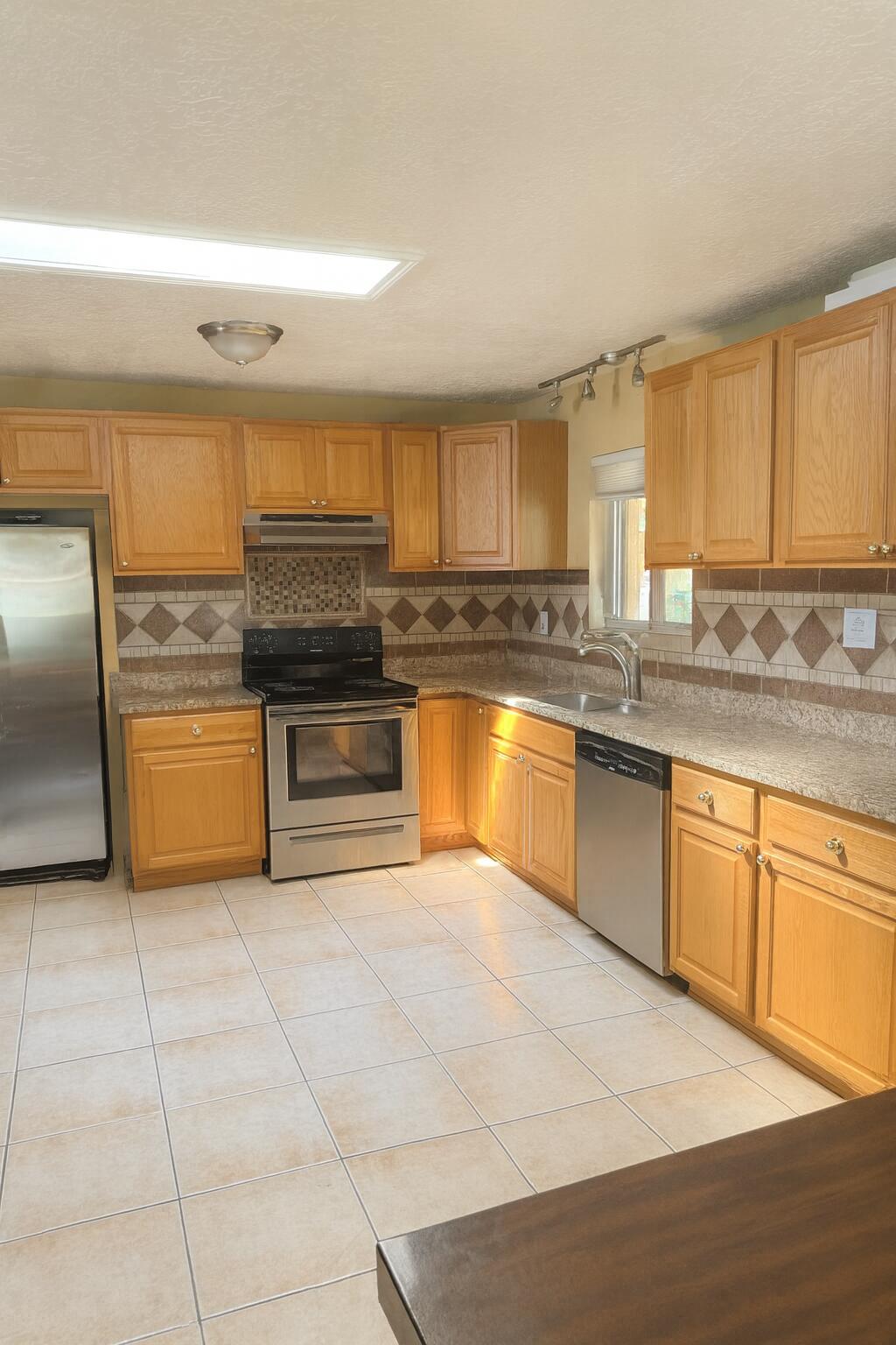 9401 LAS CALABAZILLAS Avenue NE 