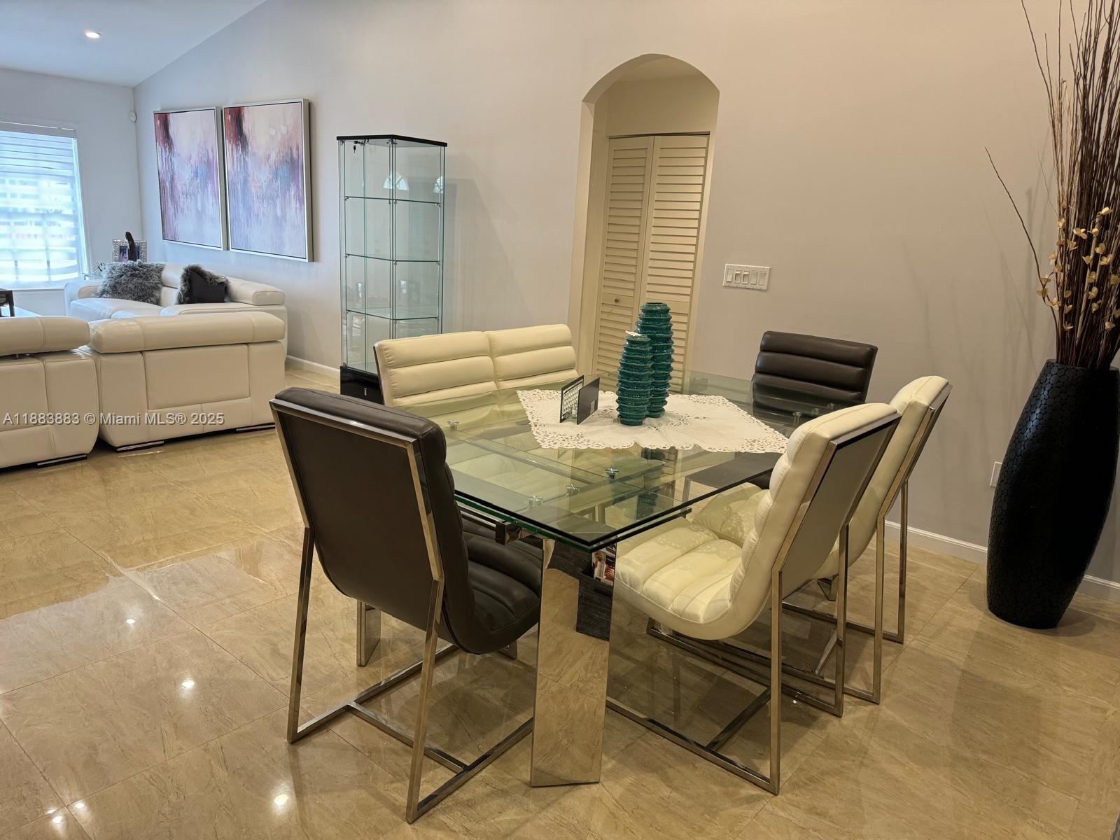 Property photo # 8