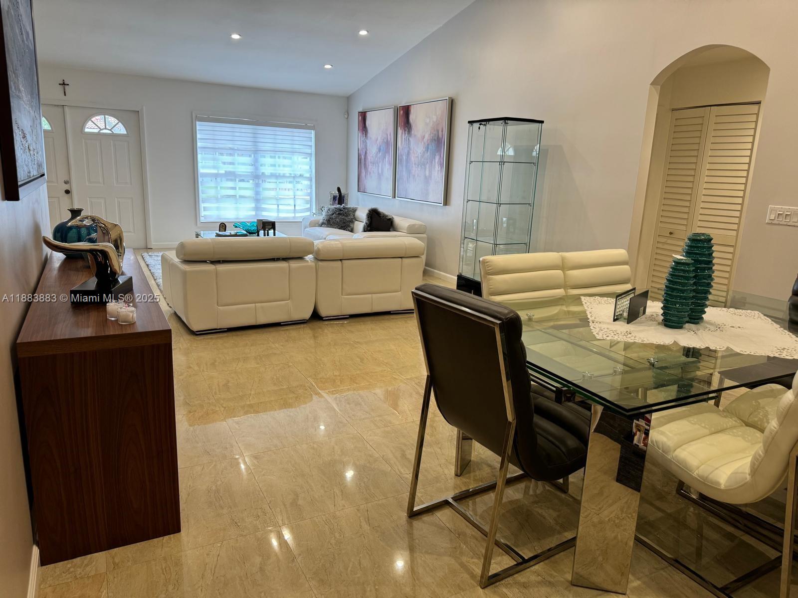 Property photo # 9