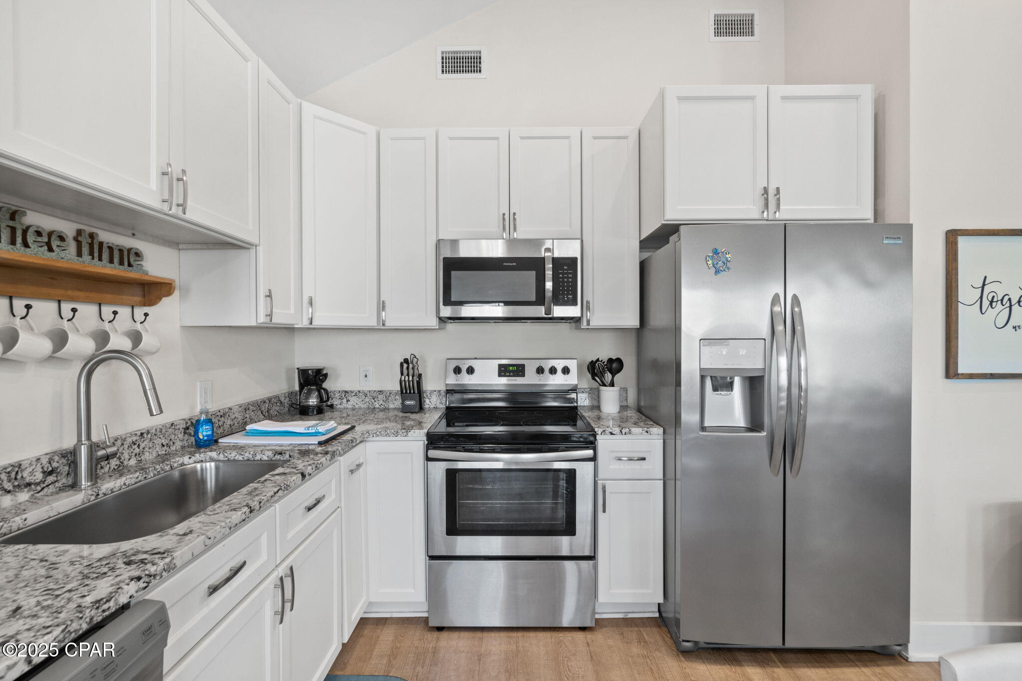 Lzdkreyu4kumhknycpswhbhfjp5t_eskhpmxsxmgfeo