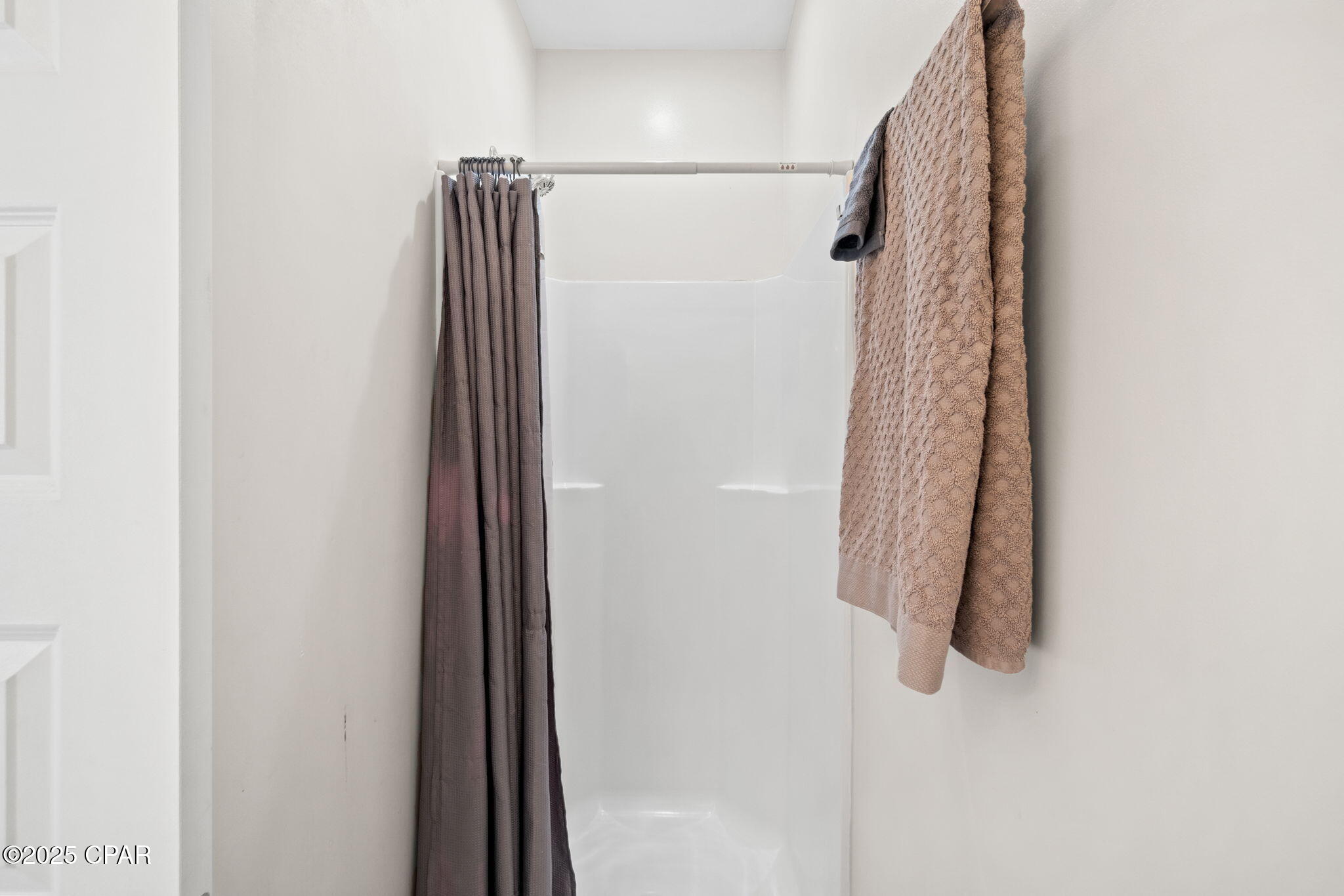 Sviyym7hdfi8wedta7kza3o5 5eul3cexqd0jrixar8