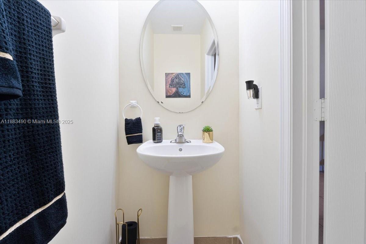 Property photo # 7