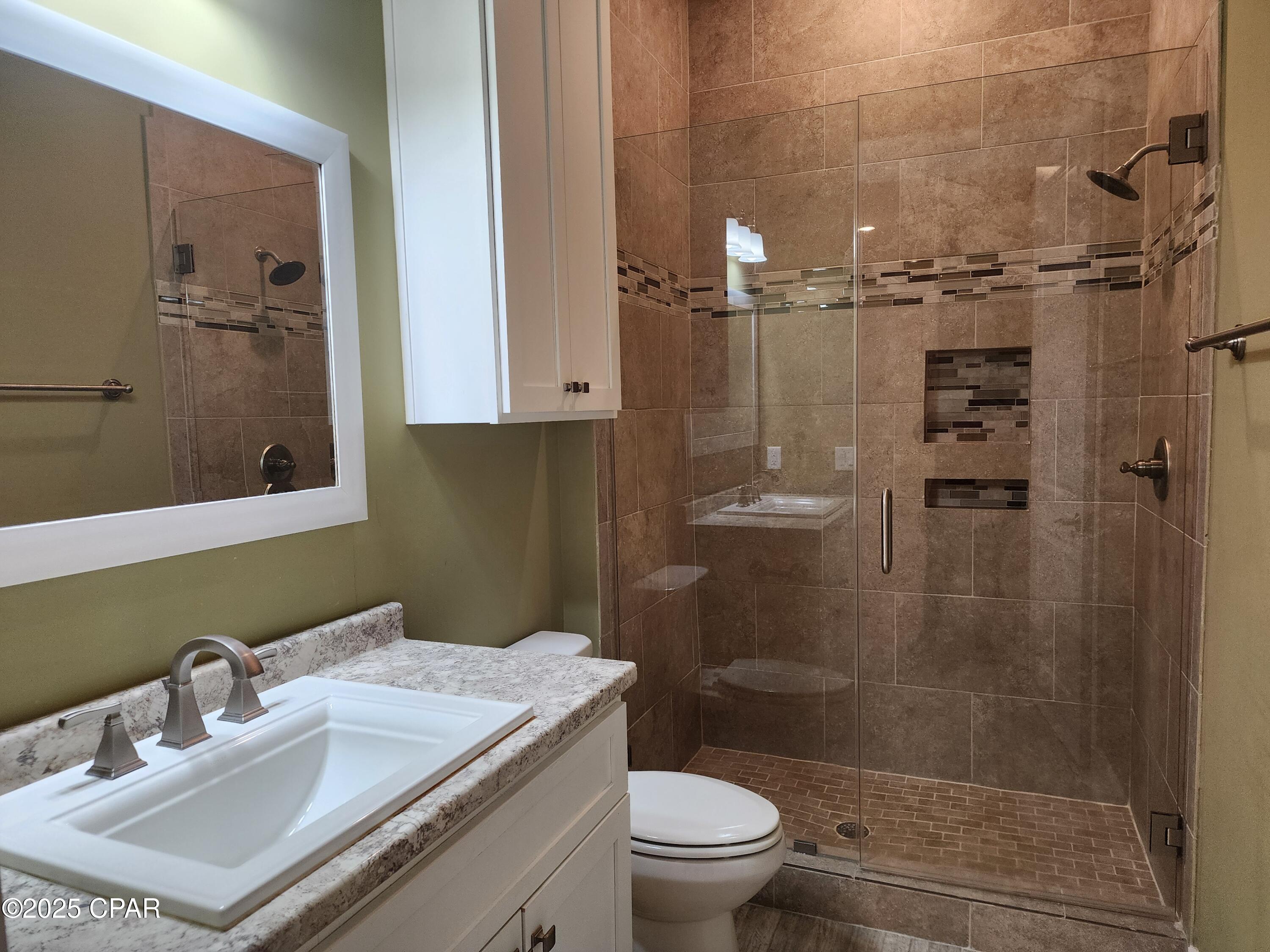 I2ctqqr0omgjdj042eqqgpdq7mdmt_atq9qdvzcdxdu