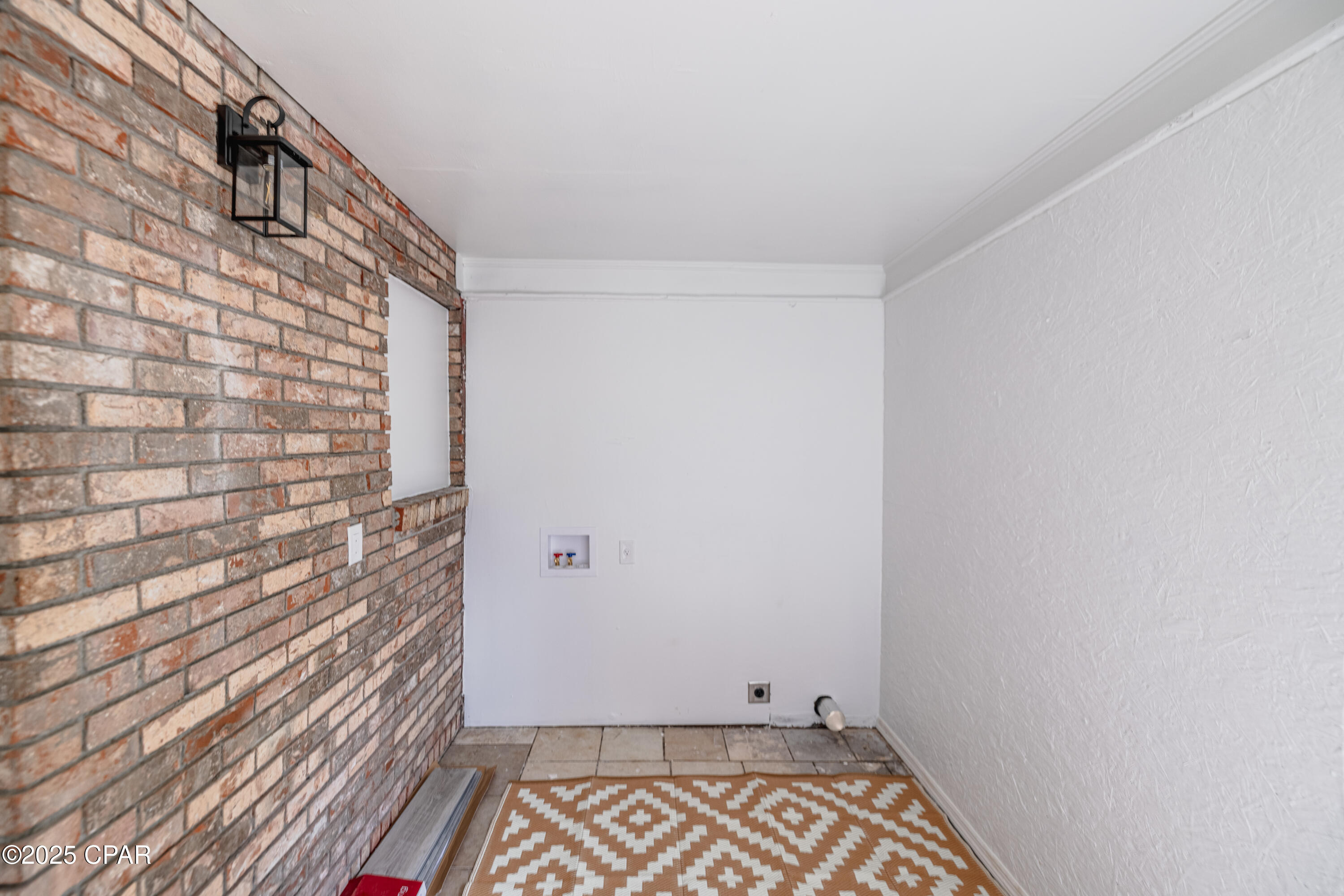 Qovw4rn4w_pfrndow7_dw9khyvxkr2fkcl8plku0bd4